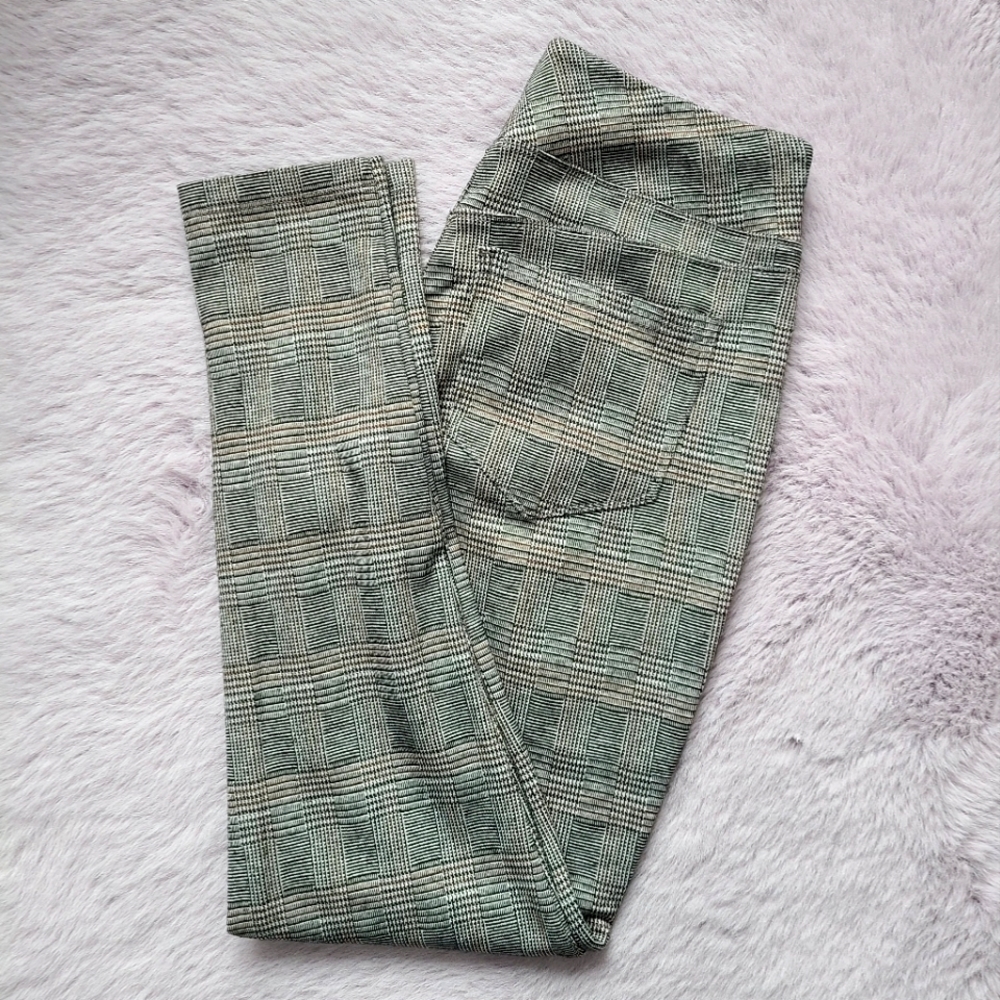 High rise pants Size M